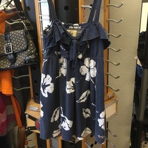 Hollister tank tops and t shirts